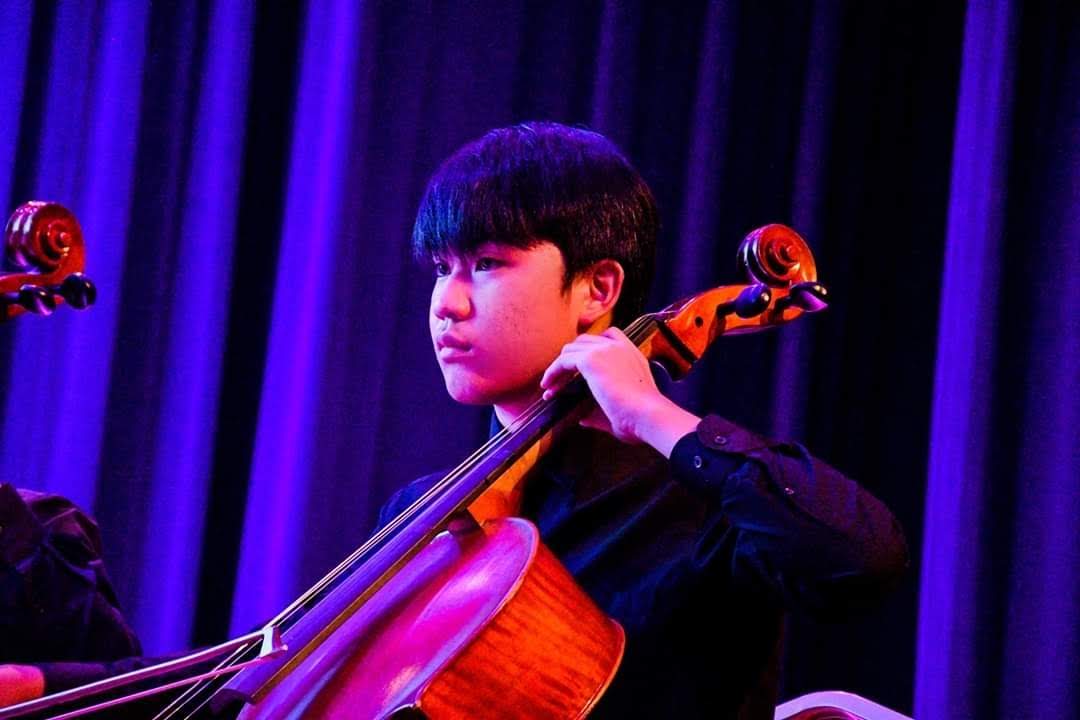 Cello illustration or photo